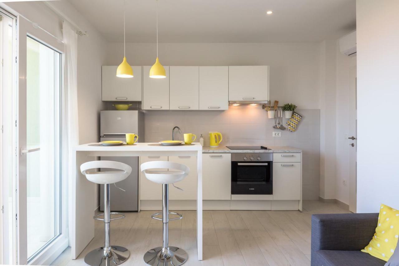 Apartmani Ksenija Tučepi Exterior foto
